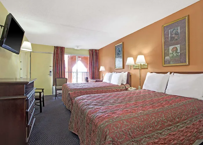 Days Inn By Wyndham Benson