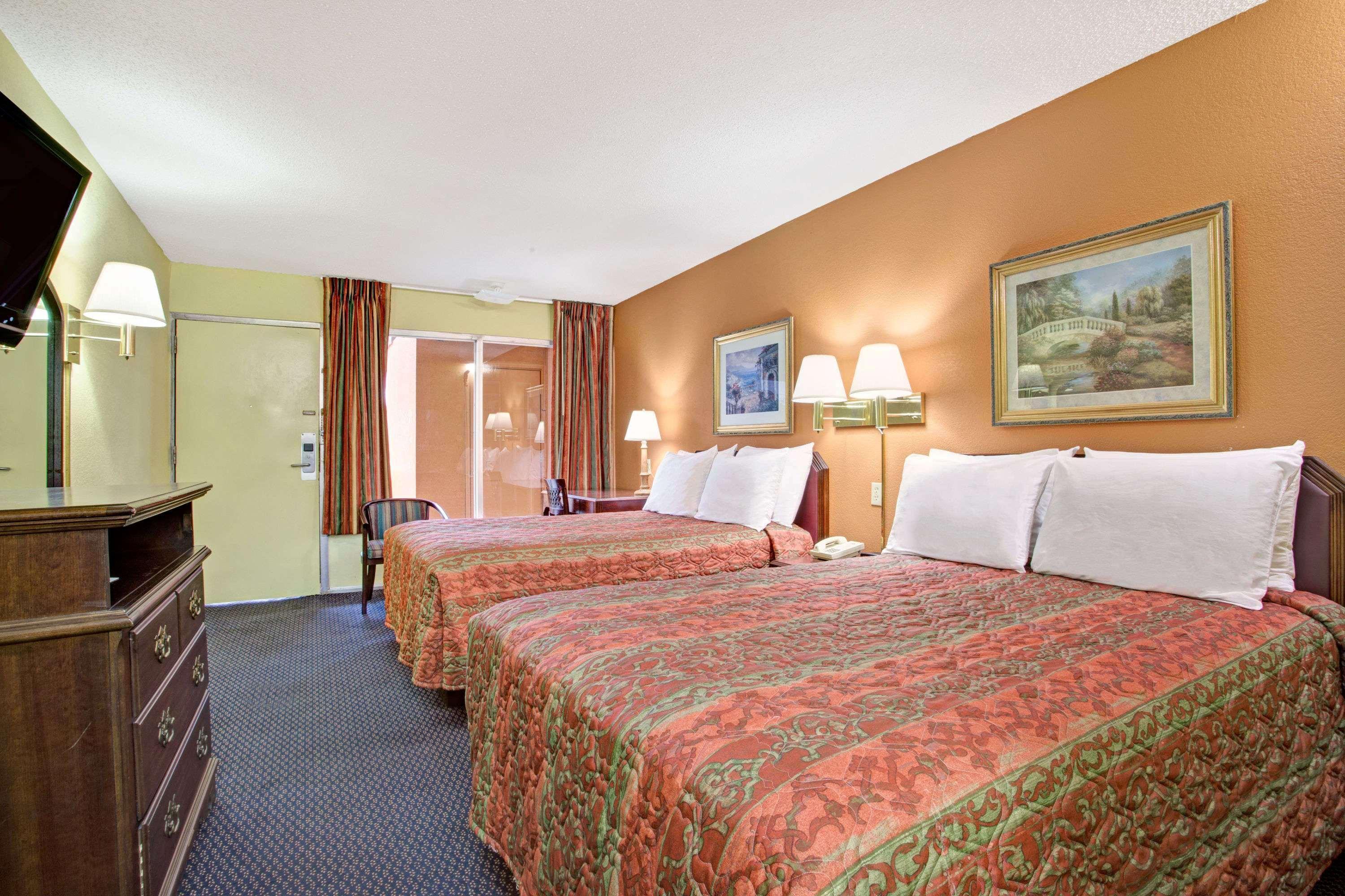 Hotel Days By Wyndham