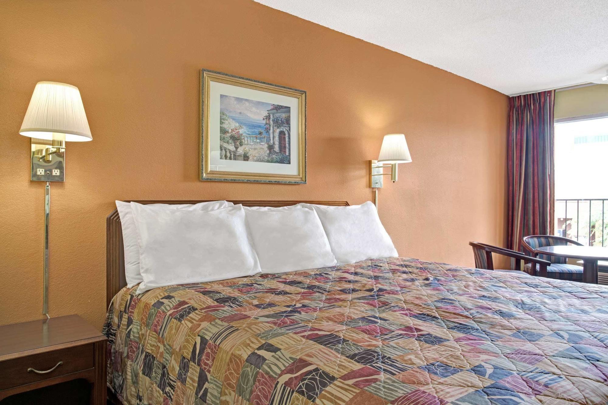 Hotel Days By Wyndham