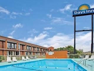 Days By Wyndham Hotel Benson